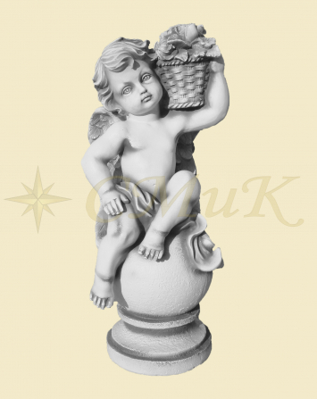 Скульптура ангел на шаре с корзинкой
